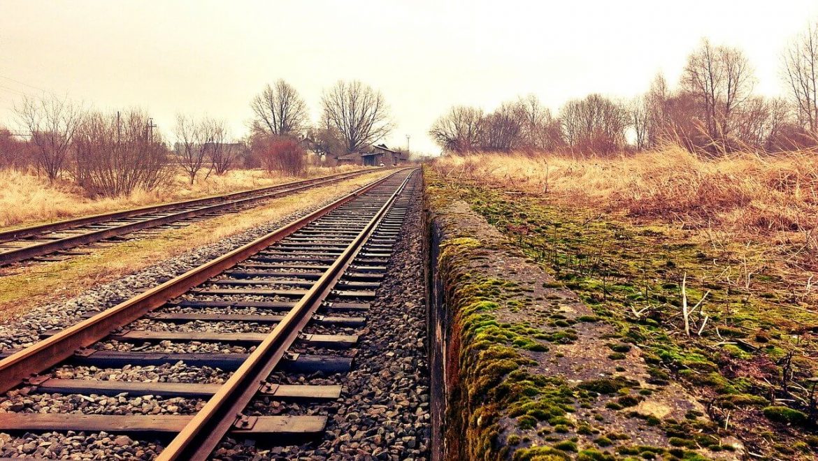 railroad track dry lands