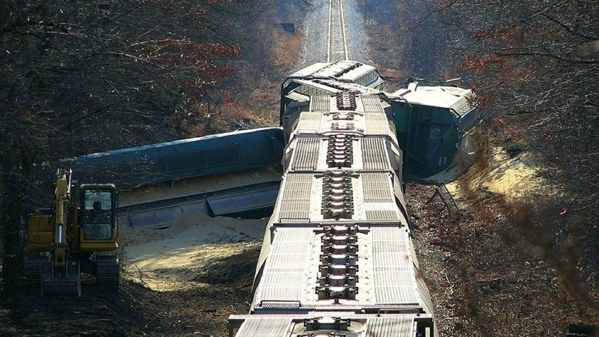 train crash derailment